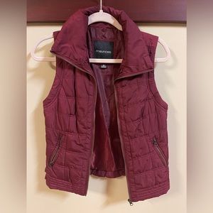Maurices maroon Vest